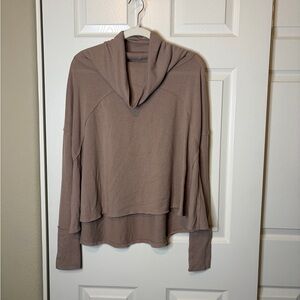 Women's Free People Mauve Funnel Neck Fuzzy Knit Top Oversized Size Small